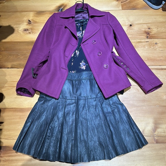 EUC United Colors of Benetton Plum Wool Belted Peacoat sz 40 2US xs - Picture 3 of 8